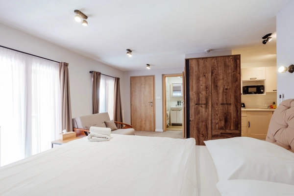 (7) Apartmán s 2 spálňami 