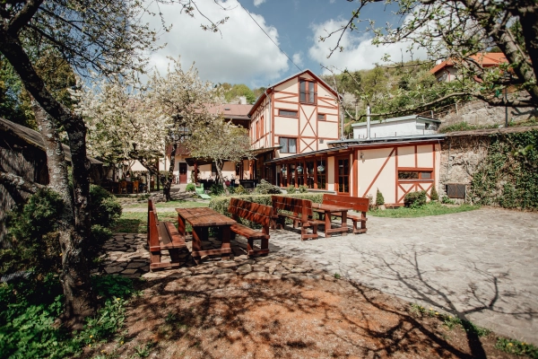 Botanický dvor