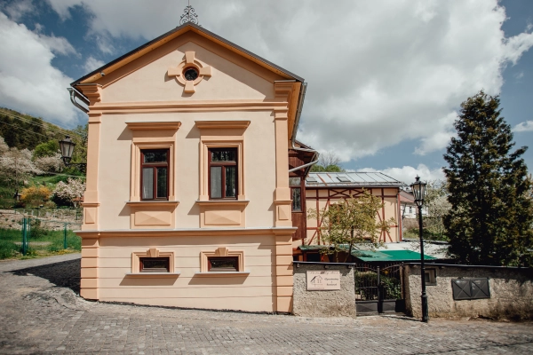 Botanický dvor