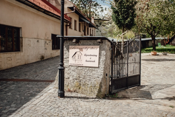 Botanický dvor